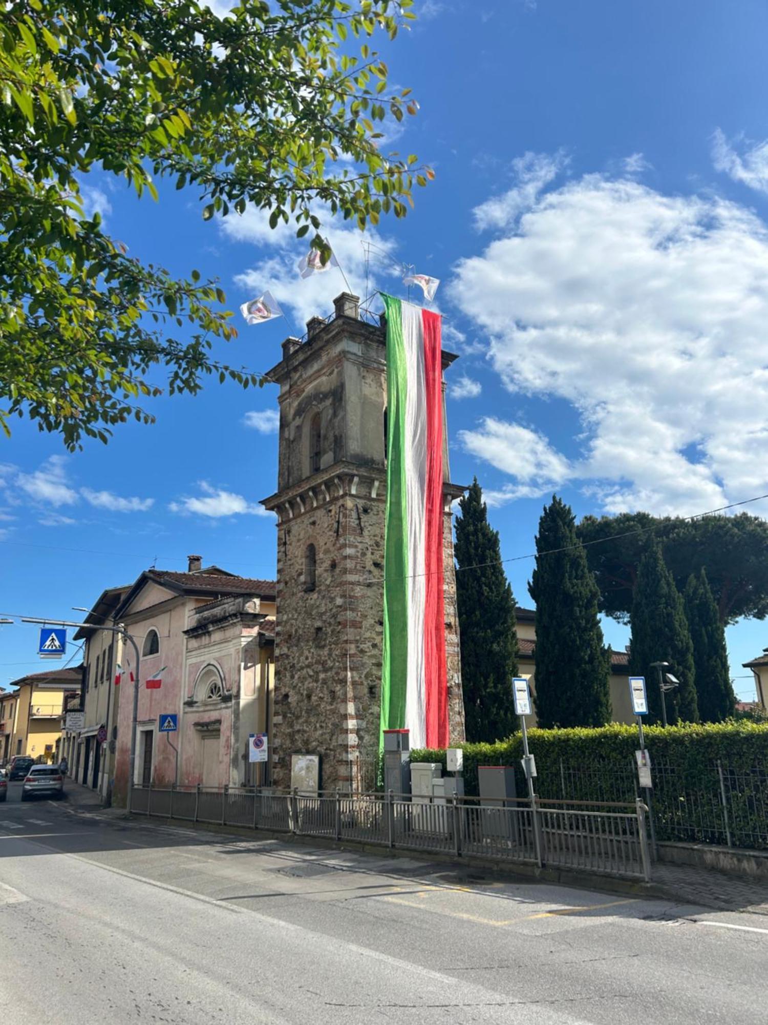 Casa - Via Francigena Via Vandelli มาสซา ภายนอก รูปภาพ